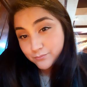 Meet your Posher, Karina